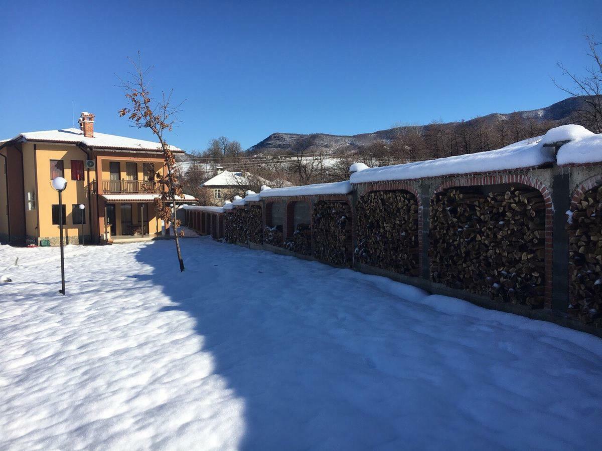 Комплекс Тянкови Къщи Varshets  Exterior foto